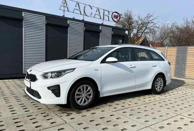 pomorskie Kia Ceed cena 48900 przebieg: 135620, rok produkcji 2020 z Skoki